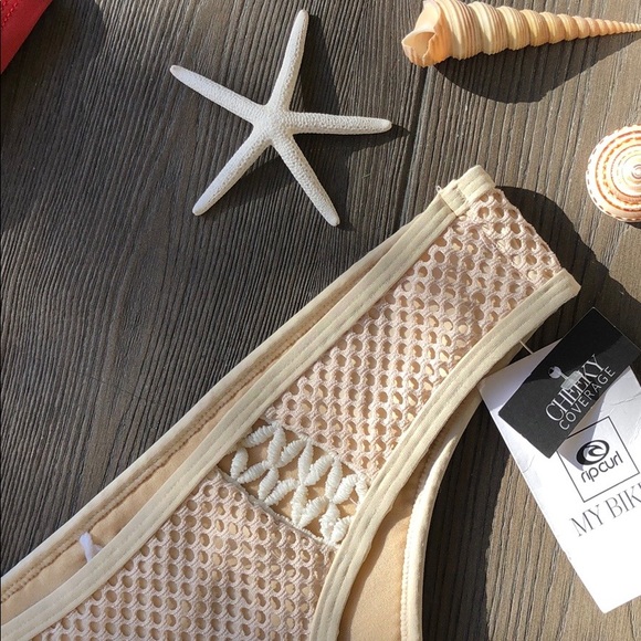 🍁RVCA🍁 - Picture 4 of 6